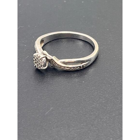 HK Designs Sterling Silver Diamond Cluster Promise Engagement Ring Sz 7.5 - Picture 3 of 10